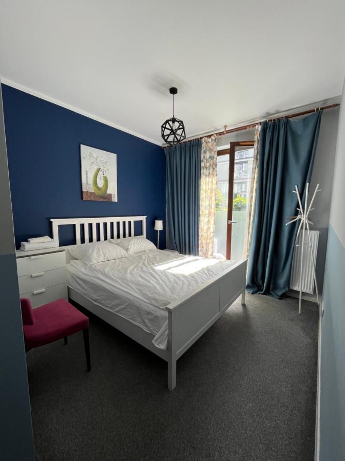 Airport Comfy Guest Home Warszawa Eksteriør billede