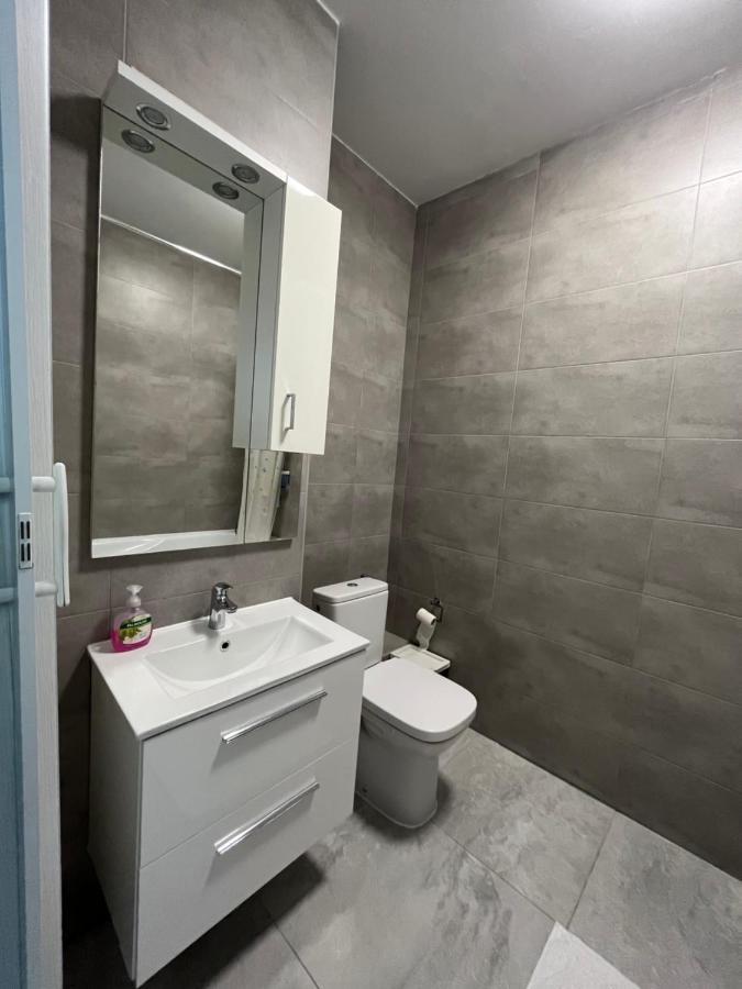Airport Comfy Guest Home Warszawa Eksteriør billede