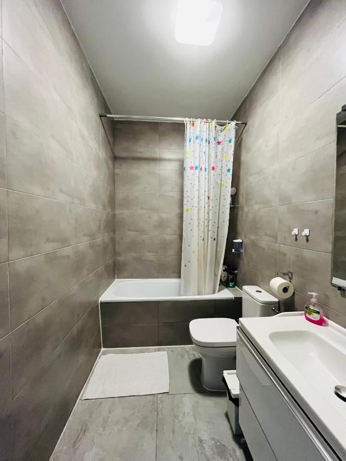 Airport Comfy Guest Home Warszawa Eksteriør billede