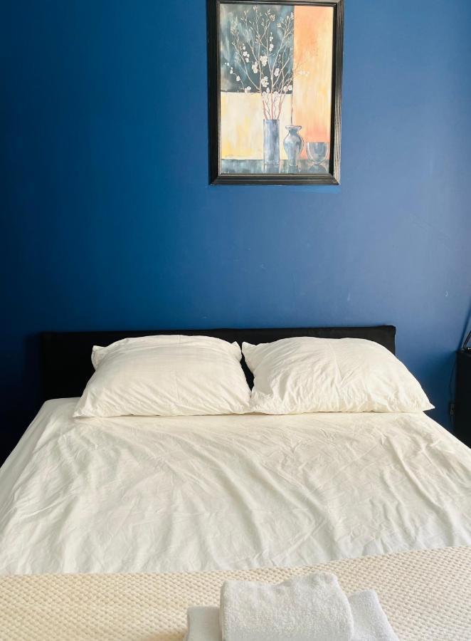 Airport Comfy Guest Home Warszawa Eksteriør billede