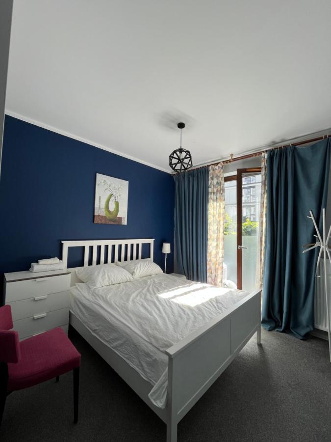 Airport Comfy Guest Home Warszawa Eksteriør billede